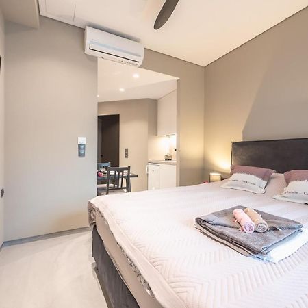 Ionia Luxury Suites B アテネ エクステリア 写真