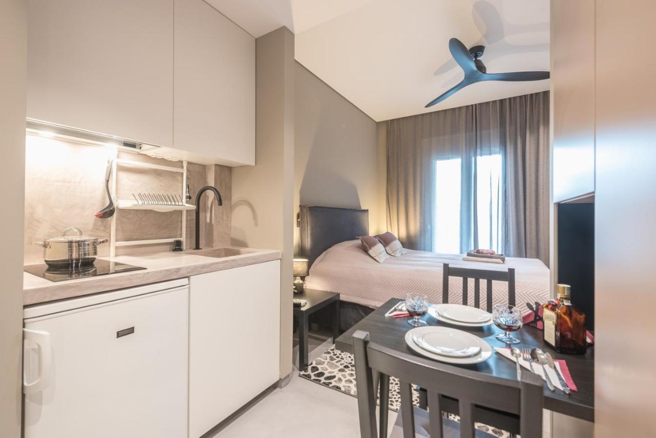 Ionia Luxury Suites B アテネ エクステリア 写真
