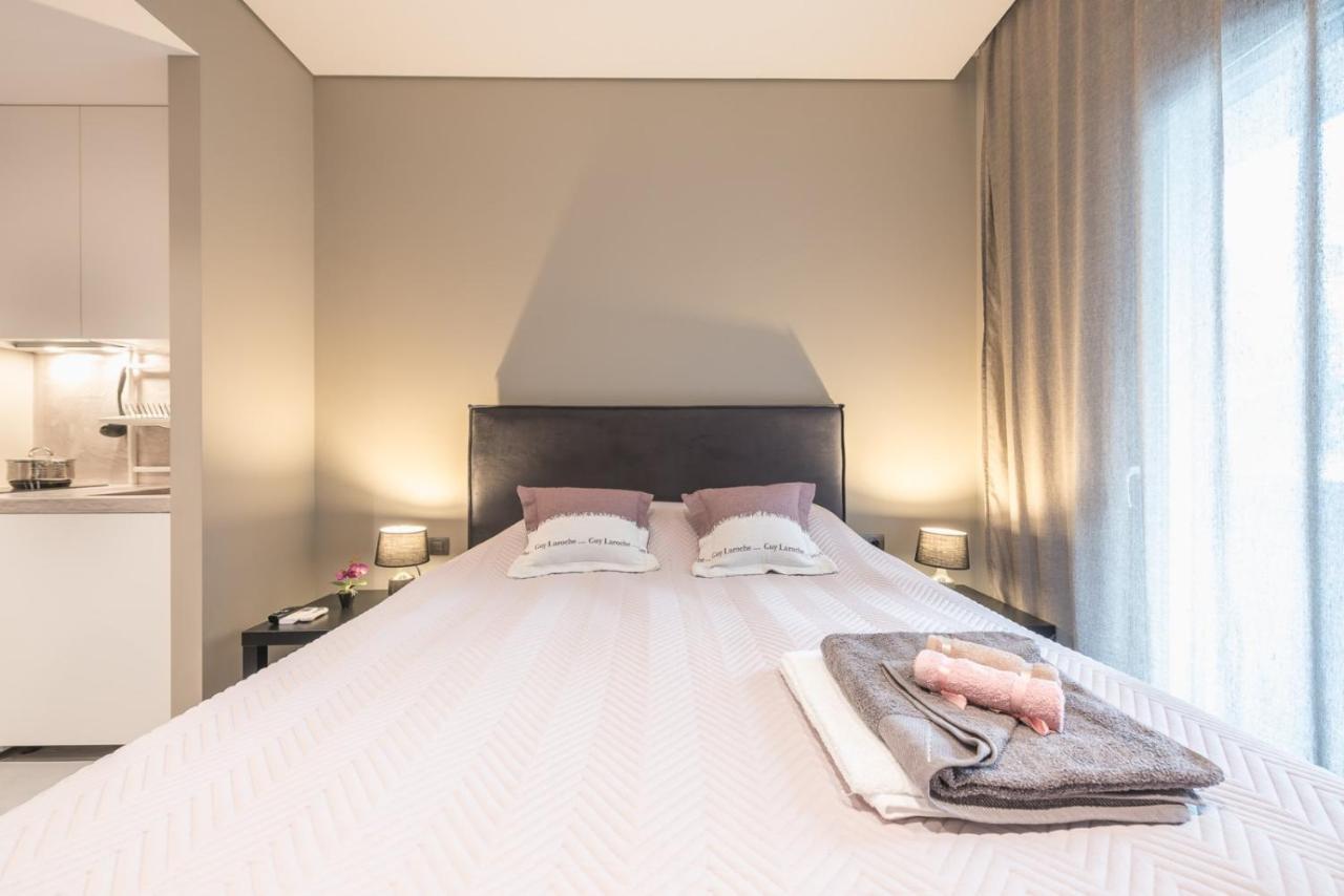 Ionia Luxury Suites B アテネ エクステリア 写真