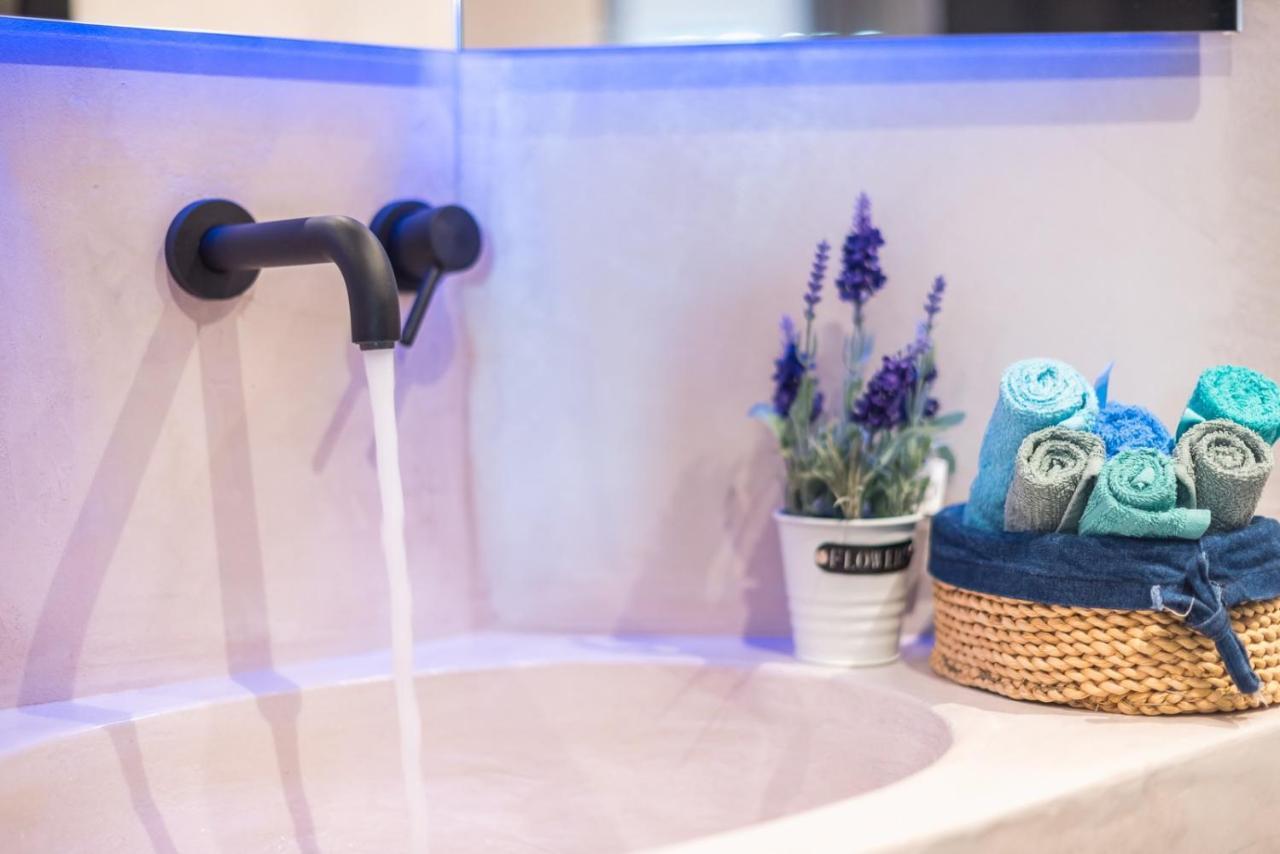 Ionia Luxury Suites B アテネ エクステリア 写真