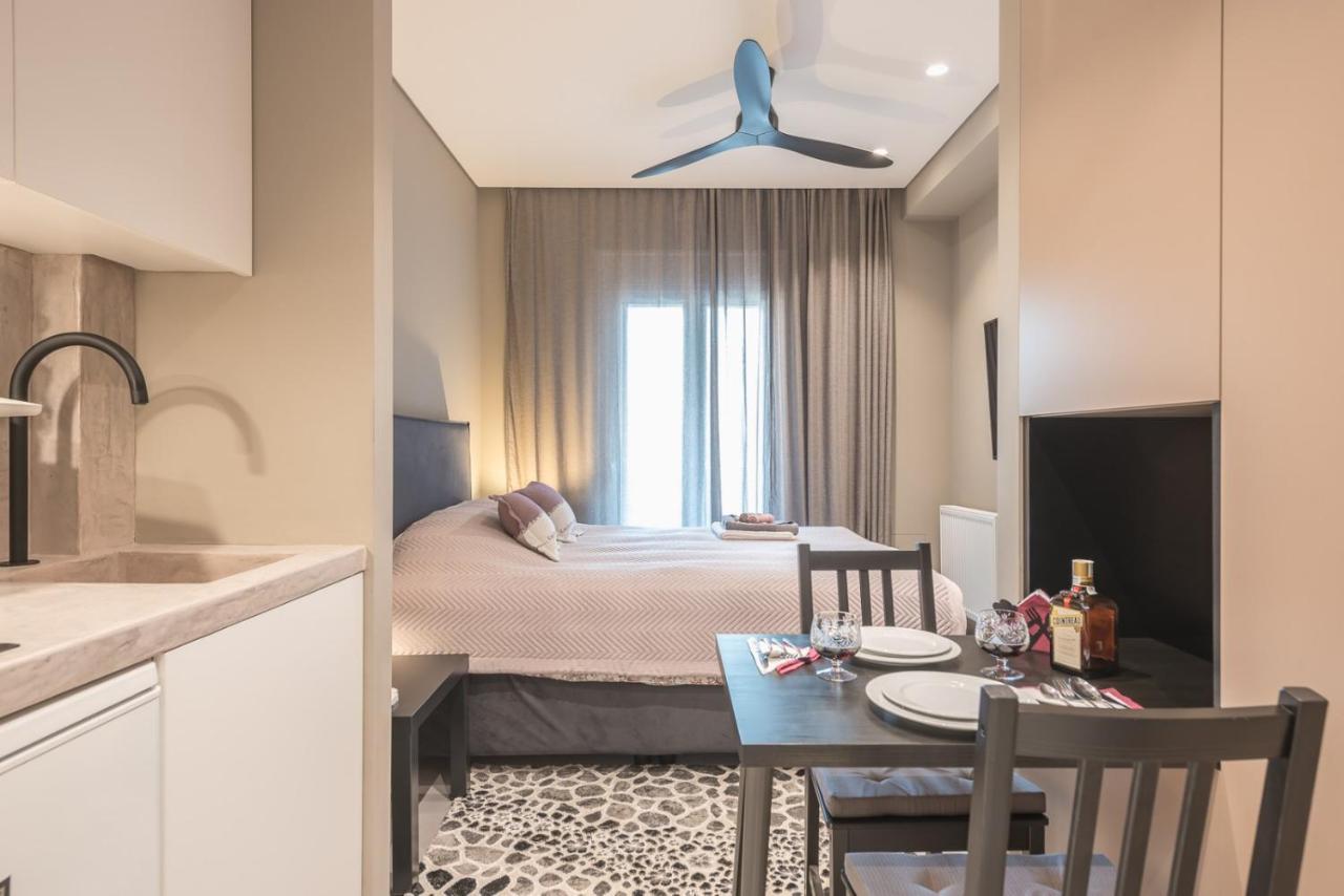 Ionia Luxury Suites B アテネ エクステリア 写真