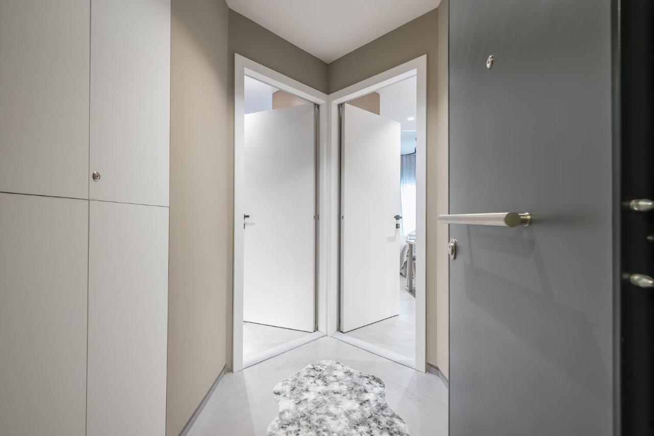 Ionia Luxury Suites B アテネ エクステリア 写真