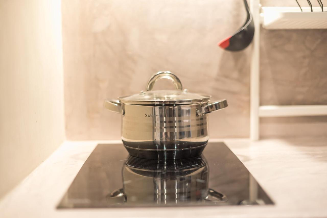 Ionia Luxury Suites B アテネ エクステリア 写真